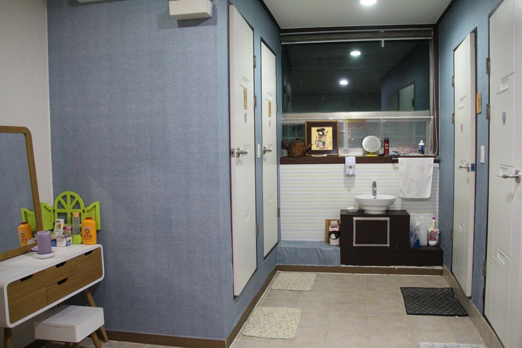 Backpackers' House Hotel Busan Exterior photo
